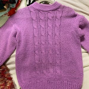 Vintage bubblegum pink sweater, super cute!
